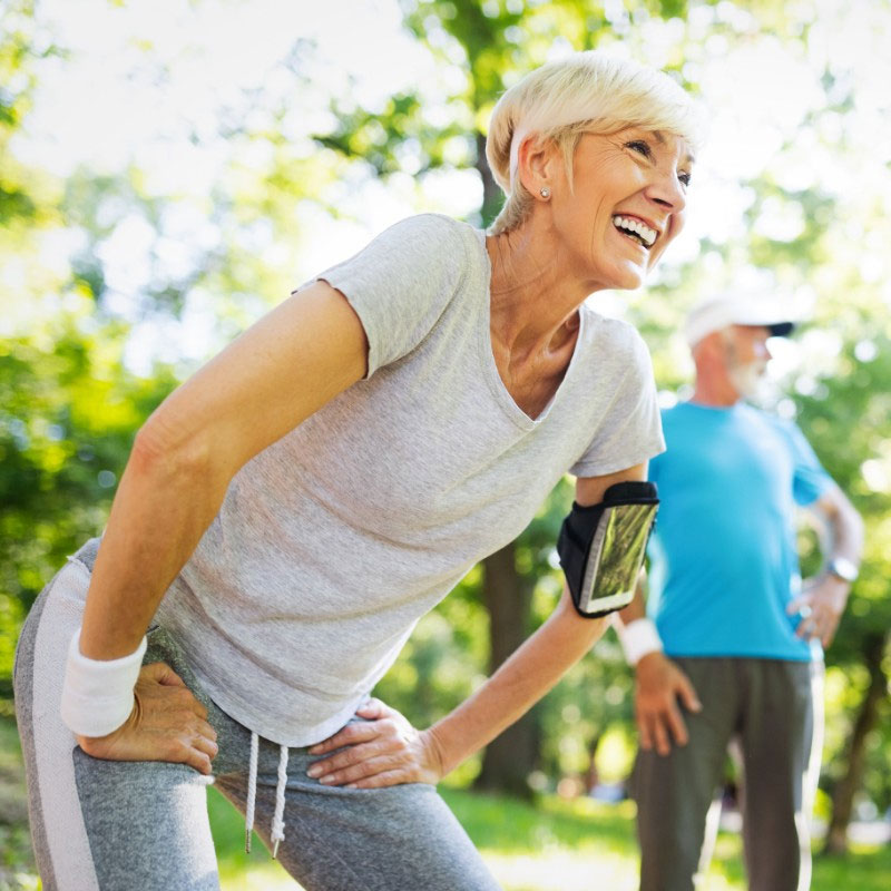 old-couple-excercising